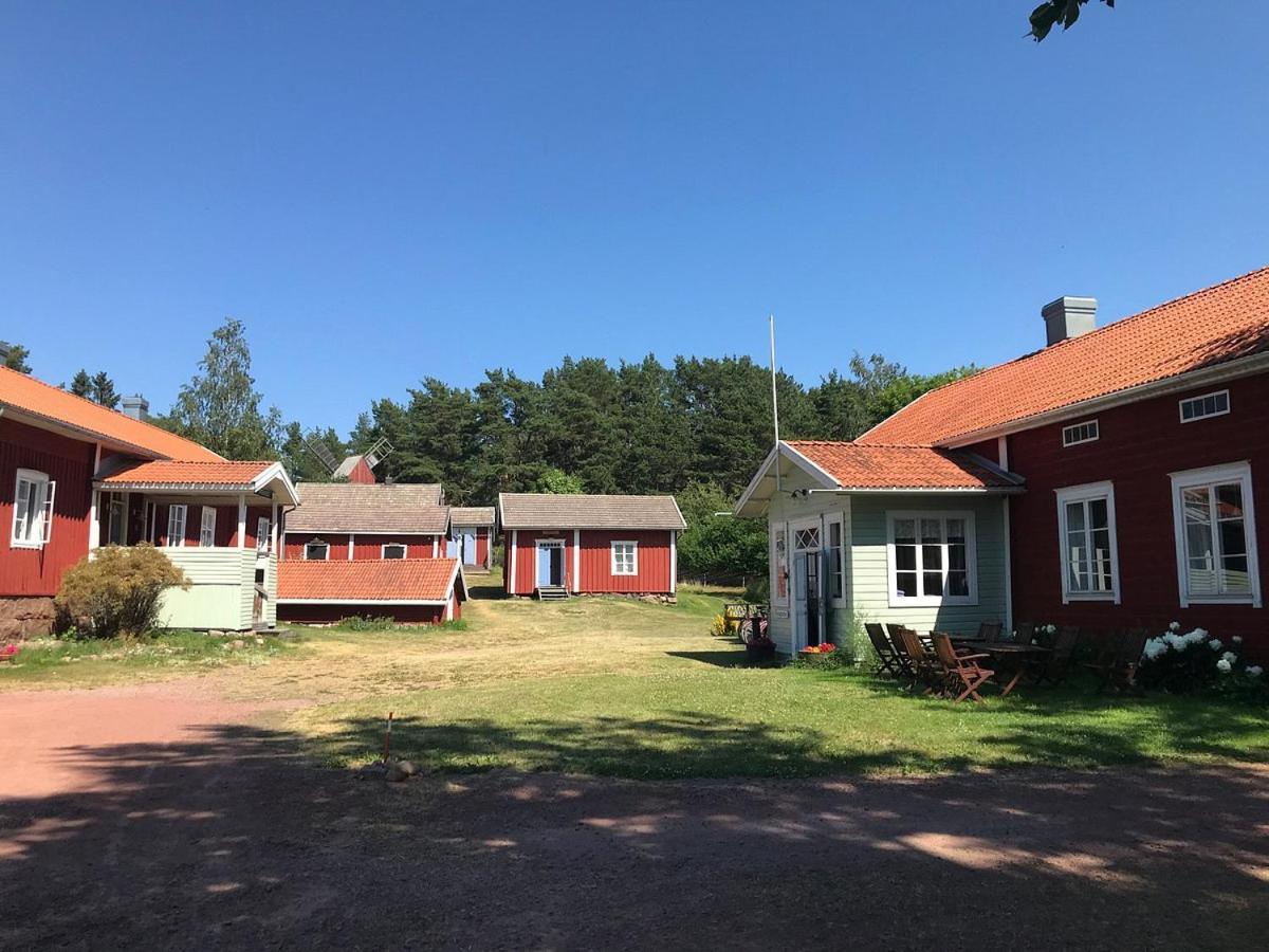 Guesthouse Enigheten Föglö Esterno foto