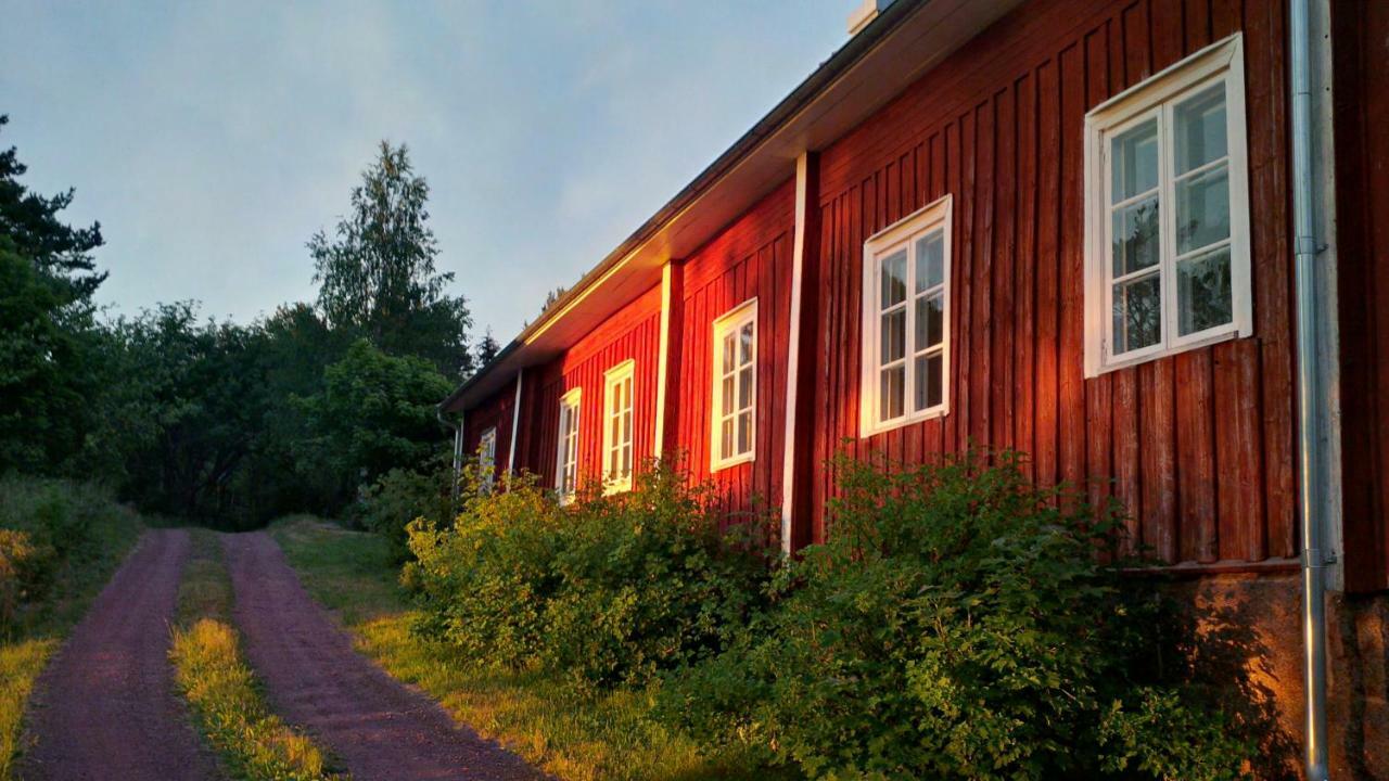 Guesthouse Enigheten Föglö Esterno foto